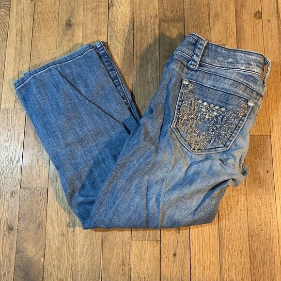 L.A.Idol jean capris distressed size 3 - Picture 7 of 7